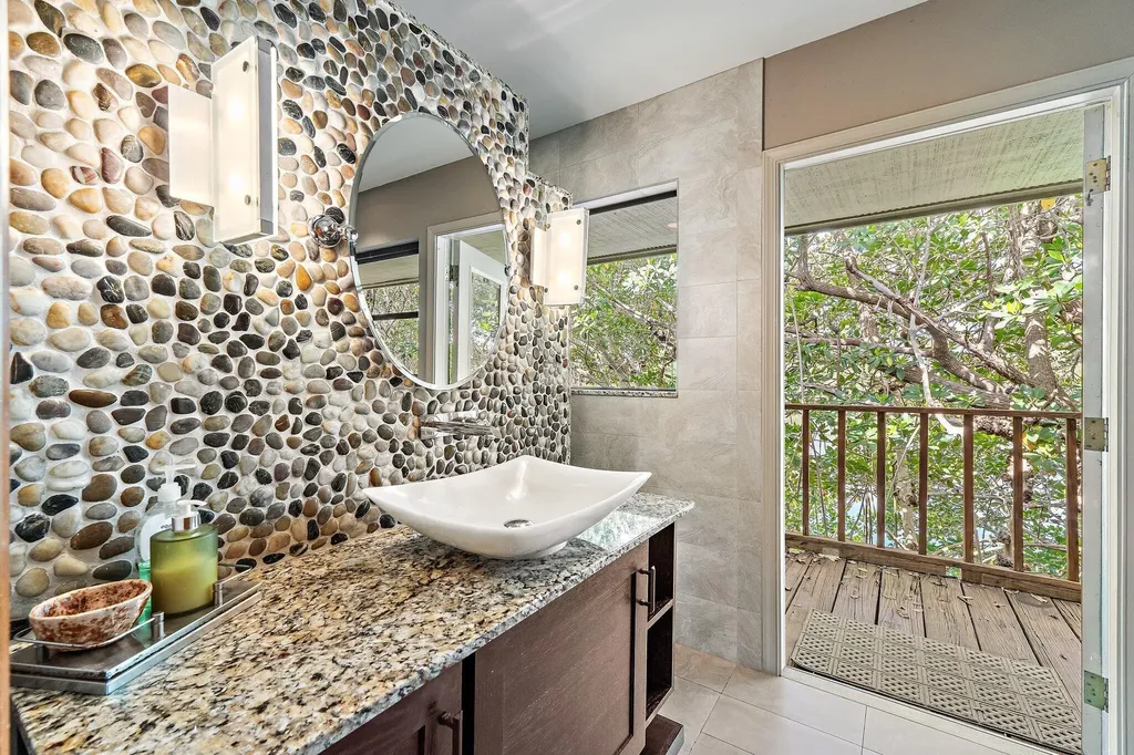 702 Warren Drive Jupiter FL 33458