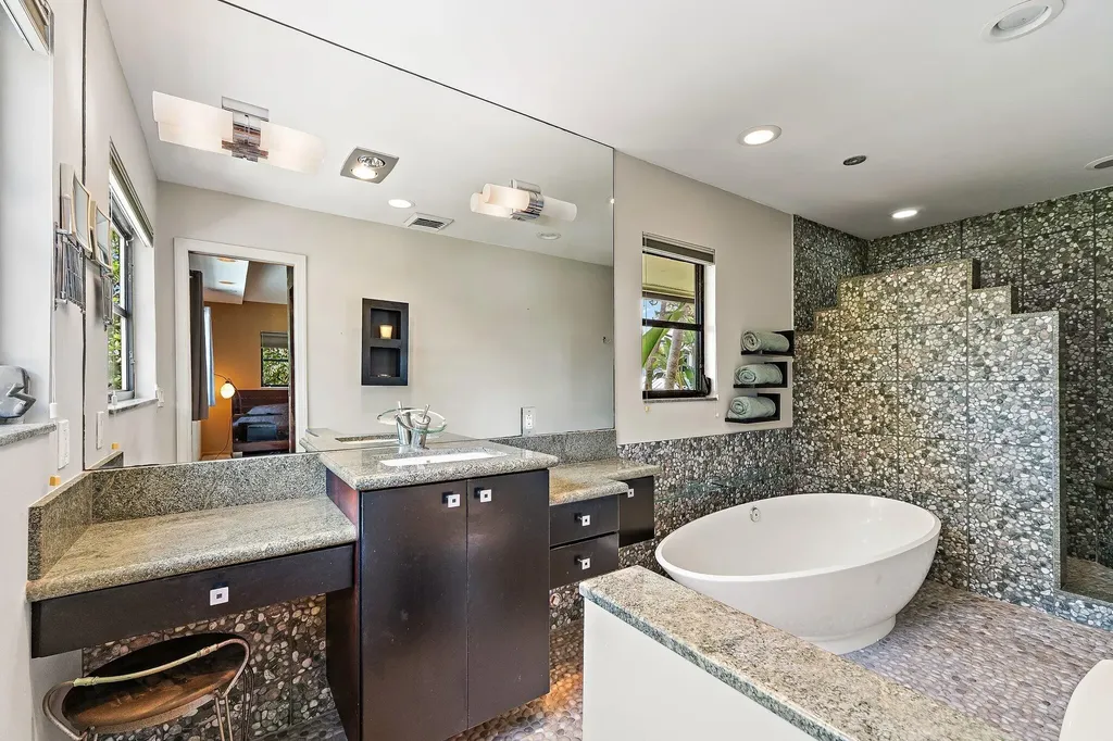702 Warren Drive Jupiter FL 33458