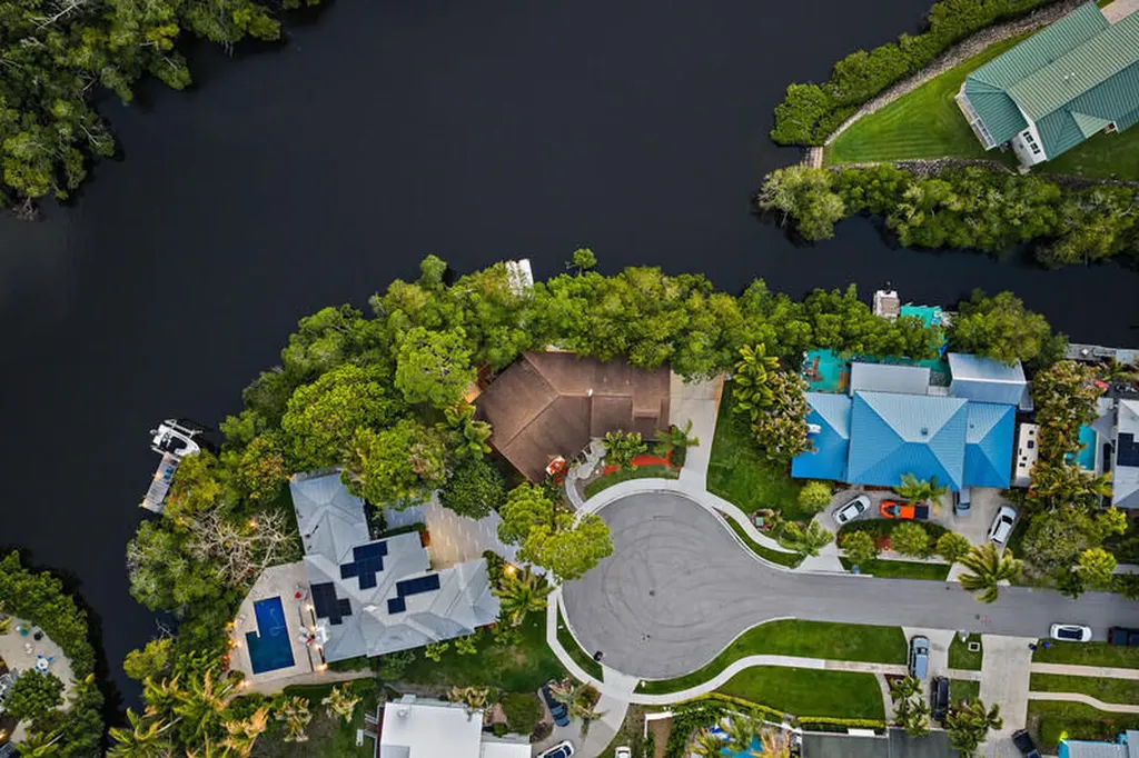 702 Warren Drive Jupiter FL 33458