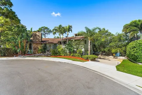702 Warren Drive Jupiter FL 33458