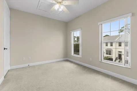 1620 42nd Square Vero Beach FL 32960