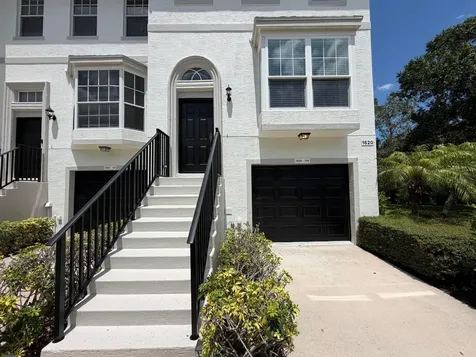 1620 42nd Square Vero Beach FL 32960