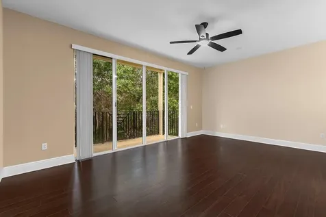 1620 42nd Square Vero Beach FL 32960