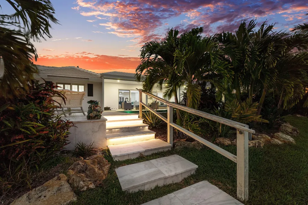 800 Holly Lane Boca Raton FL 33486