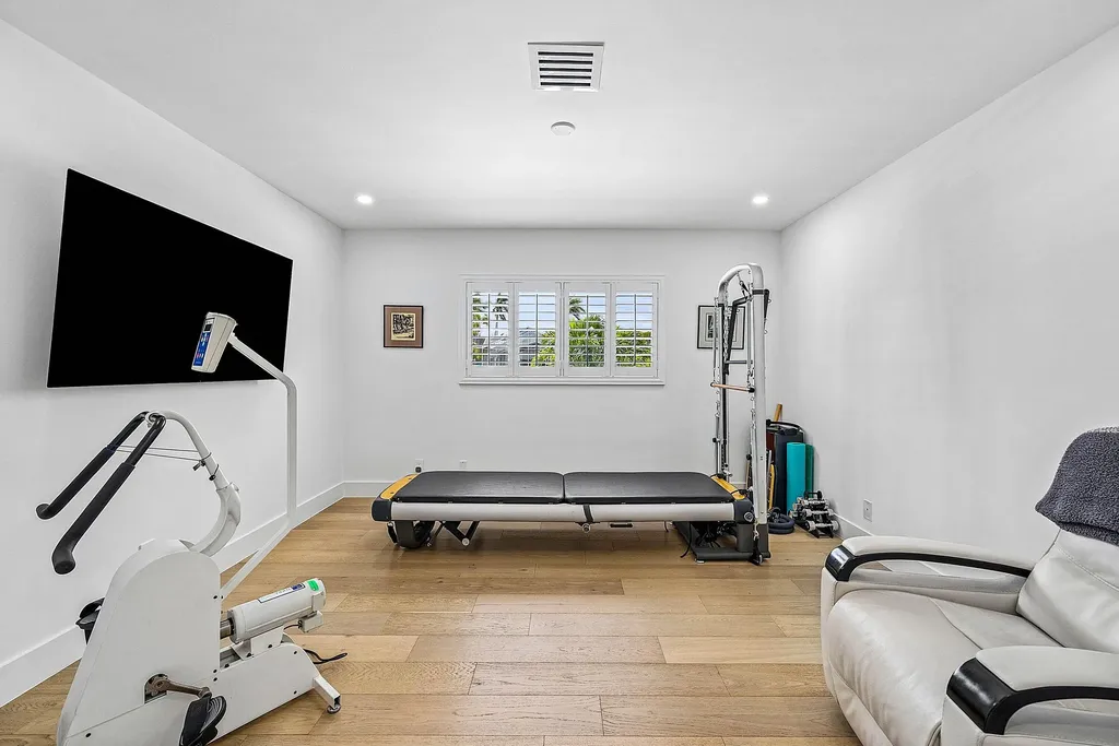 800 Holly Lane Boca Raton FL 33486