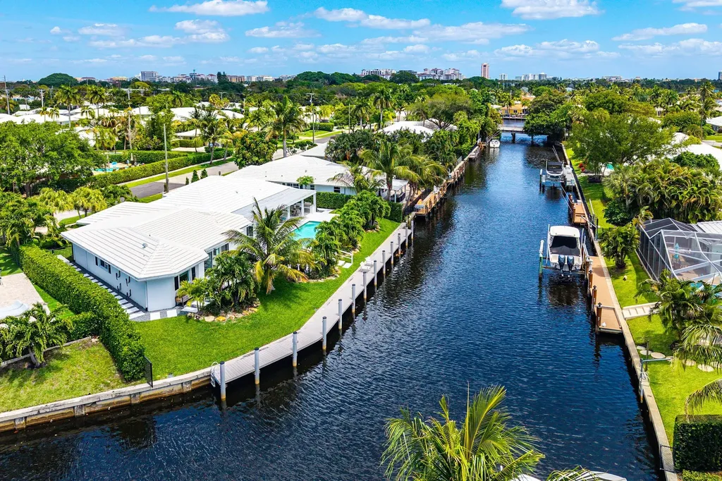 800 Holly Lane Boca Raton FL 33486