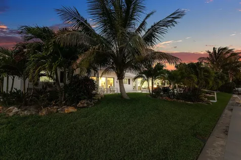 800 Holly Lane Boca Raton FL 33486