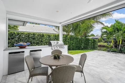 800 Holly Lane Boca Raton FL 33486