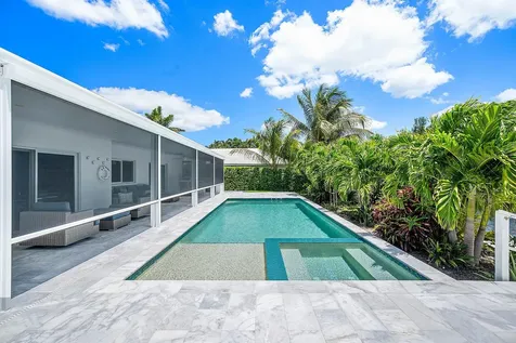 800 Holly Lane Boca Raton FL 33486