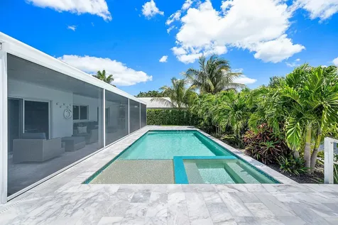 800 Holly Lane Boca Raton FL 33486