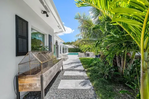 800 Holly Lane Boca Raton FL 33486