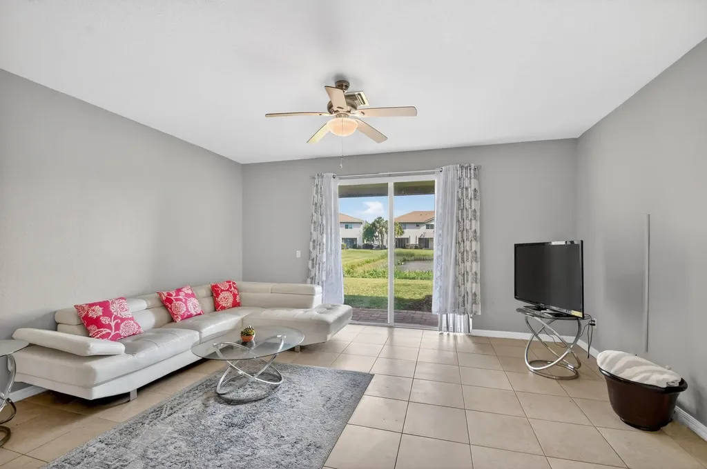 1186 Paisley Court Lake Worth Beach FL 33461