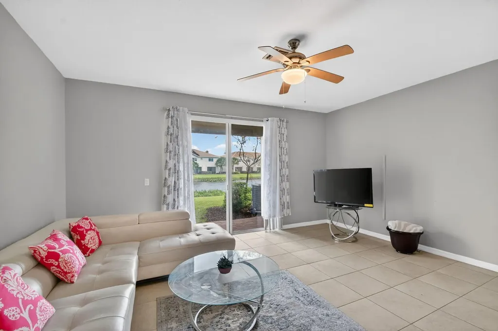 1186 Paisley Court Lake Worth Beach FL 33461