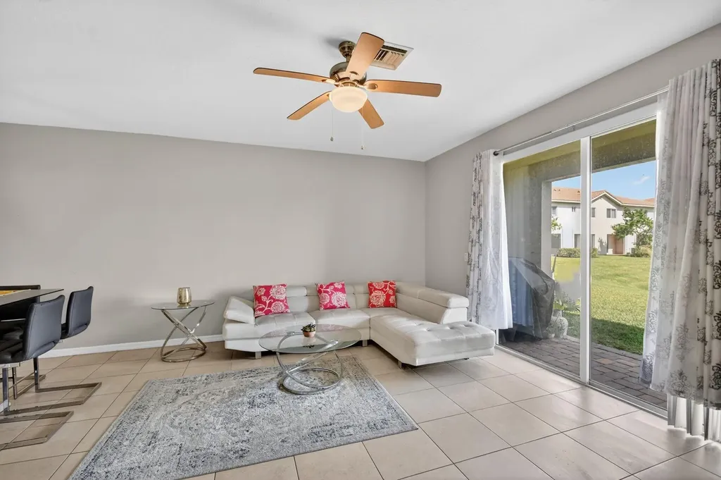 1186 Paisley Court Lake Worth Beach FL 33461