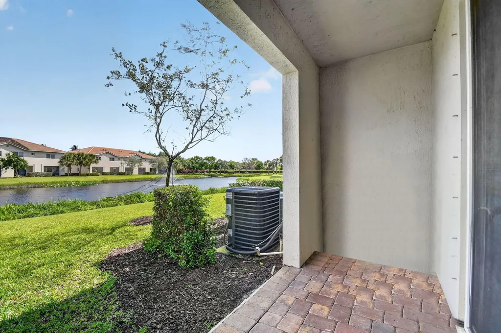 1186 Paisley Court Lake Worth Beach FL 33461