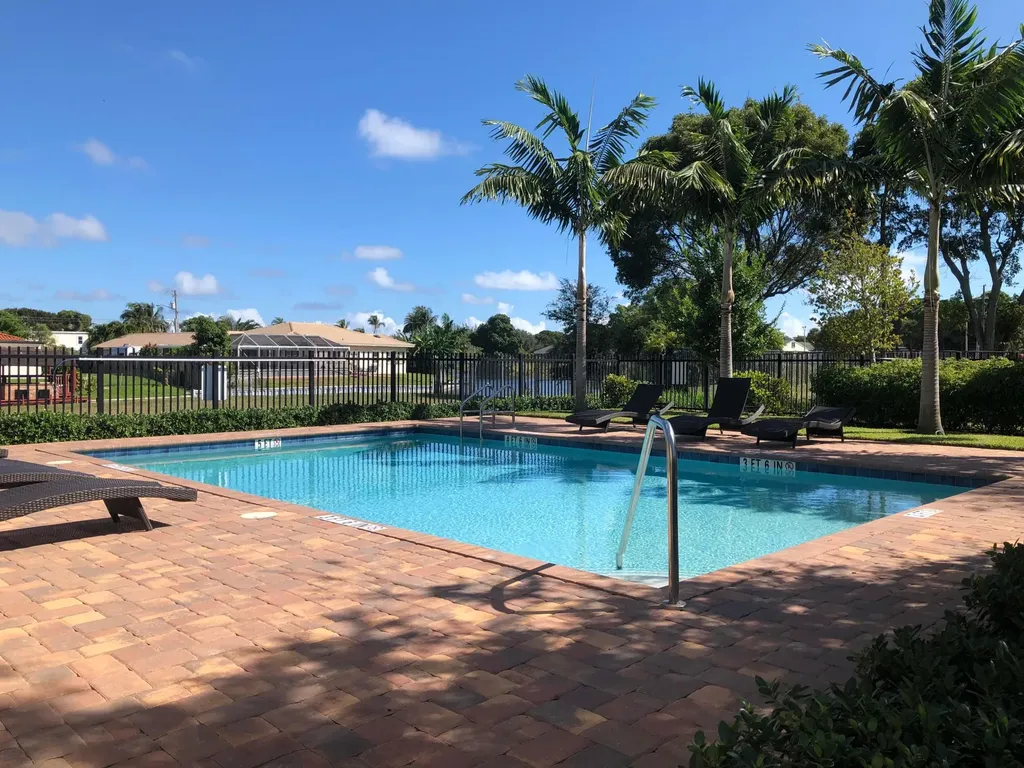 1186 Paisley Court Lake Worth Beach FL 33461