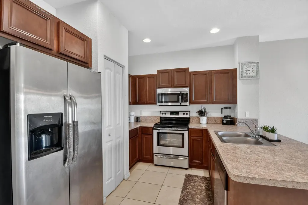 1186 Paisley Court Lake Worth Beach FL 33461