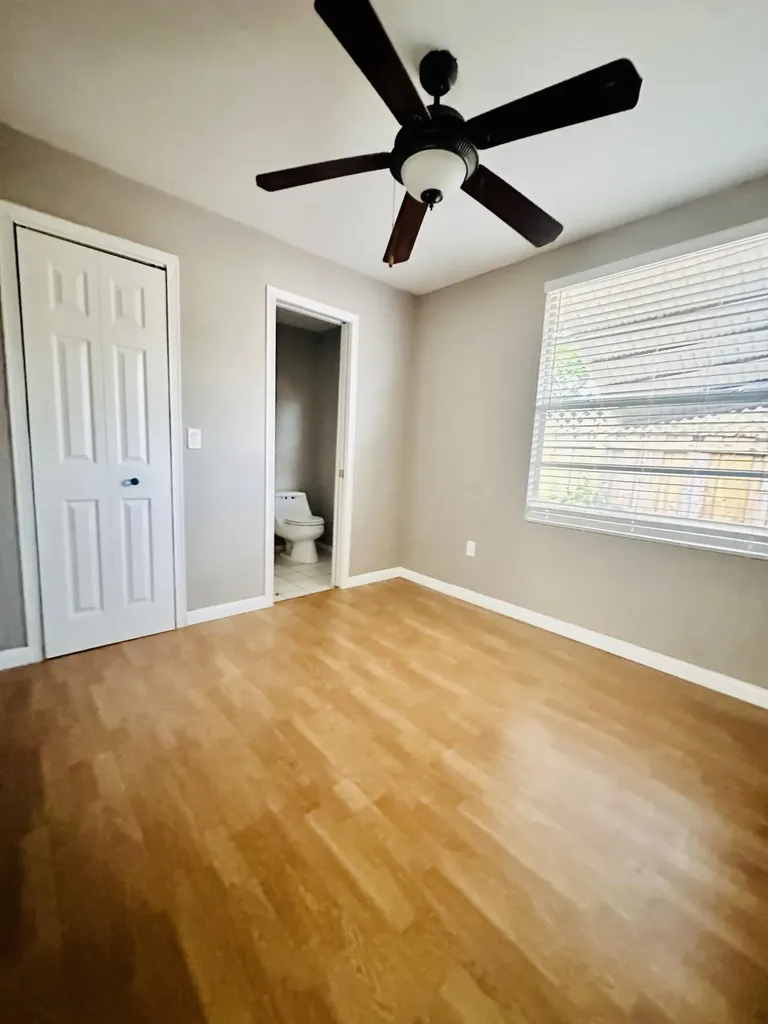 1118 N E Street Lake Worth Beach FL 33460
