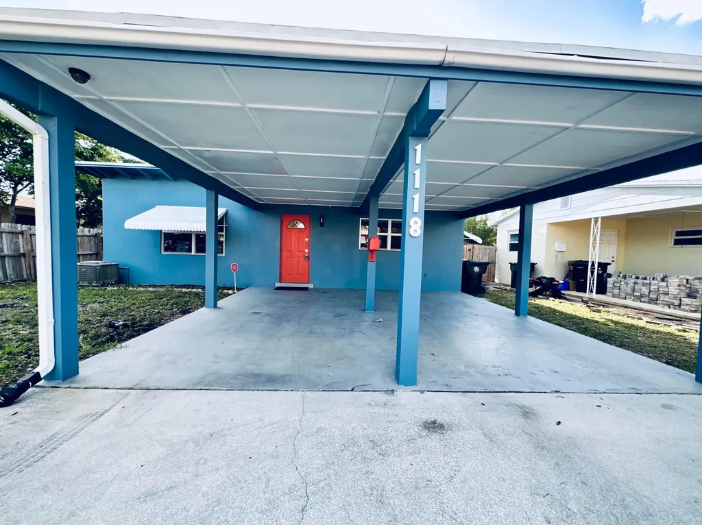 1118 N E Street Lake Worth Beach FL 33460