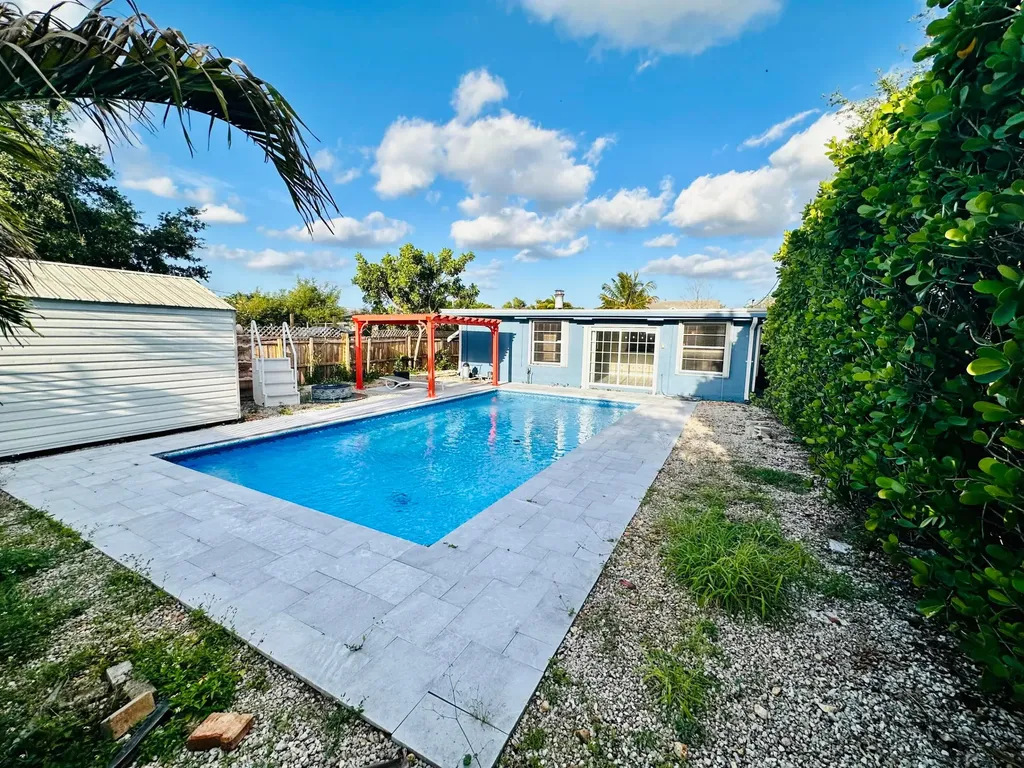 1118 N E Street Lake Worth Beach FL 33460