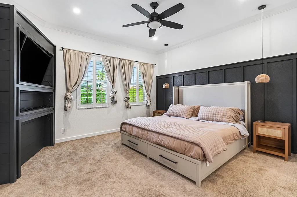4890 Bonsai Circle Palm Beach Gardens FL 33418