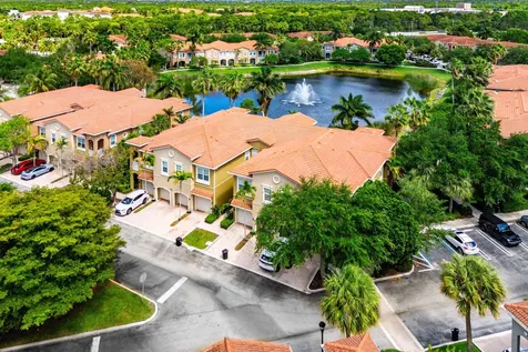 4890 Bonsai Circle Palm Beach Gardens FL 33418