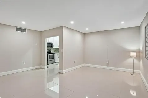 4980 E Sabal Palm Boulevard E Tamarac FL 33319