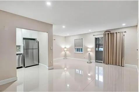 4980 E Sabal Palm Boulevard E Tamarac FL 33319
