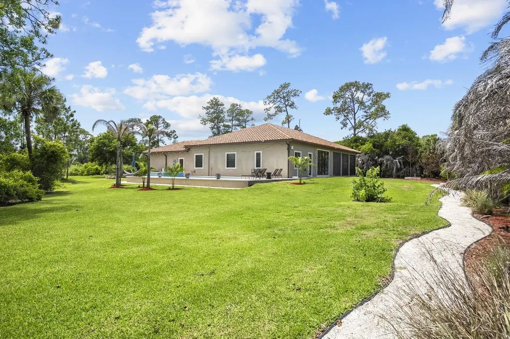 5023 SW Martin Commons Way Palm City FL 34990