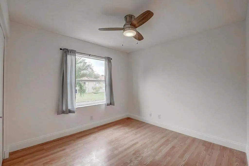 10758 Lake Jasmine Drive Boca Raton FL 33498