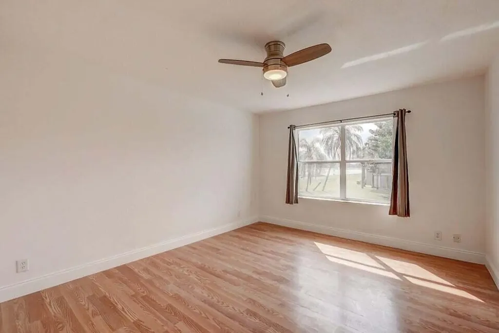 10758 Lake Jasmine Drive Boca Raton FL 33498