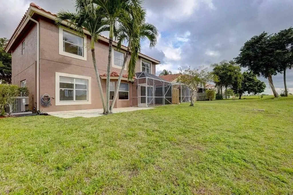 10758 Lake Jasmine Drive Boca Raton FL 33498