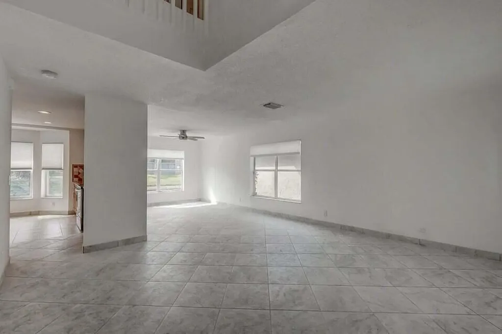 10758 Lake Jasmine Drive Boca Raton FL 33498