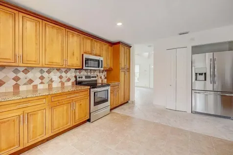 10758 Lake Jasmine Drive Boca Raton FL 33498