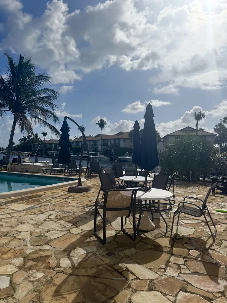 199 E Mcnab Road Pompano Beach FL 33060