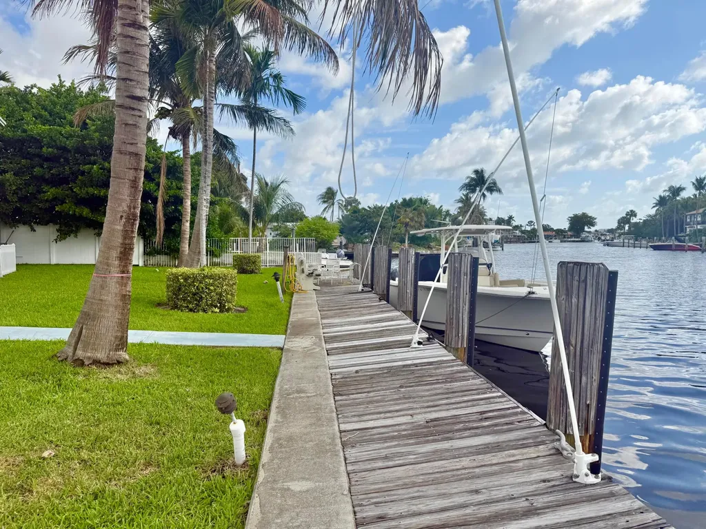199 E Mcnab Road Pompano Beach FL 33060