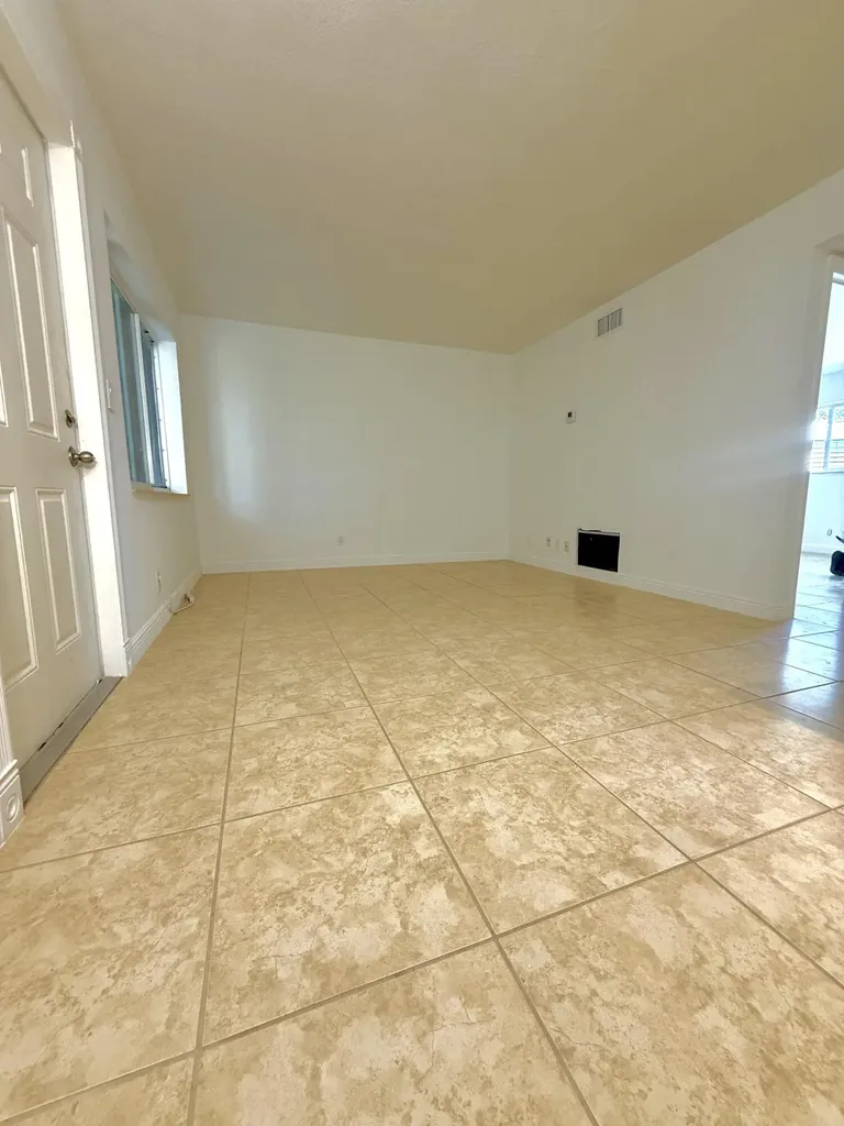 199 E Mcnab Road Pompano Beach FL 33060