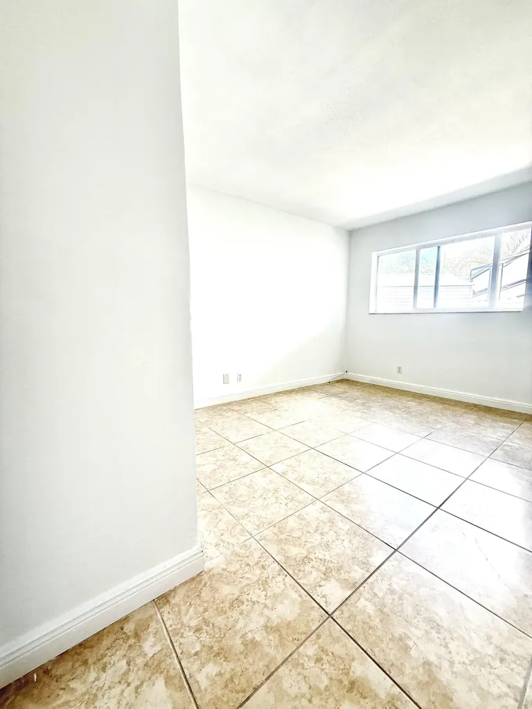199 E Mcnab Road Pompano Beach FL 33060