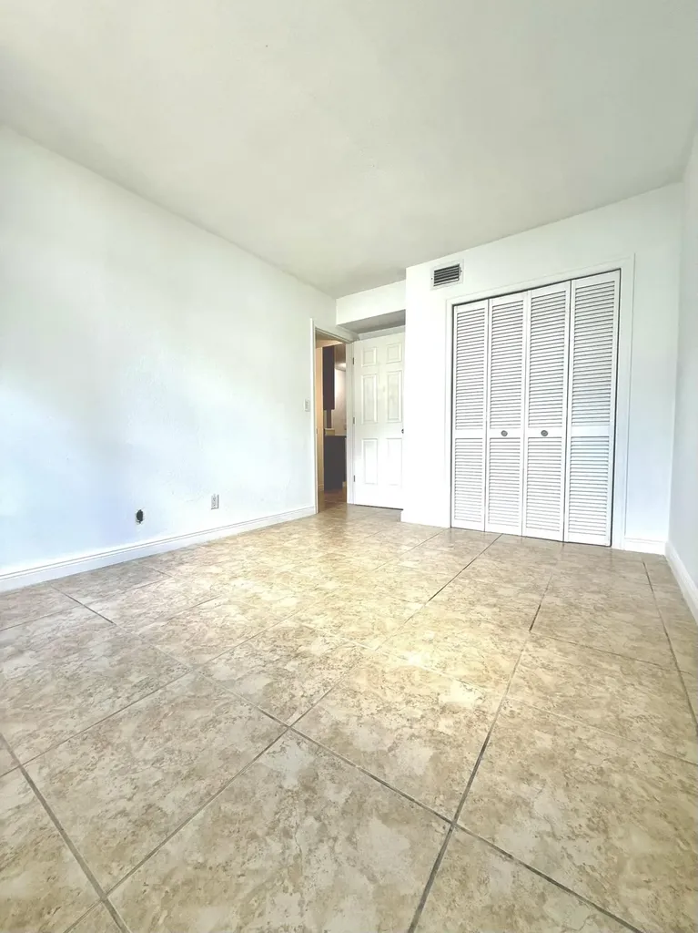 199 E Mcnab Road Pompano Beach FL 33060