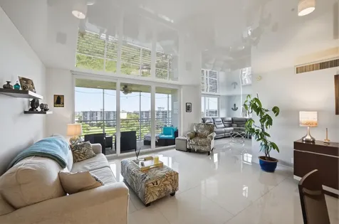 4015 W Palm Aire Drive Pompano Beach FL 33069