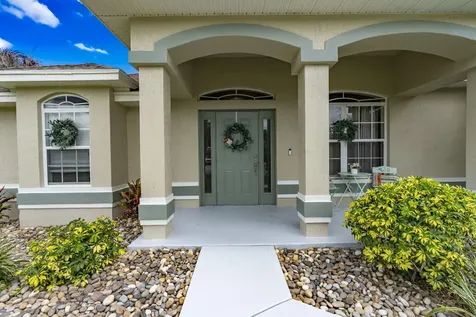 270 SW Parish Terrace Port St Lucie FL 34984