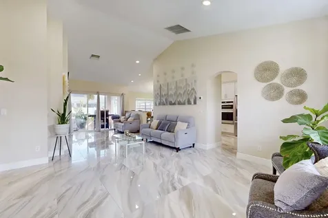 270 SW Parish Terrace Port St Lucie FL 34984