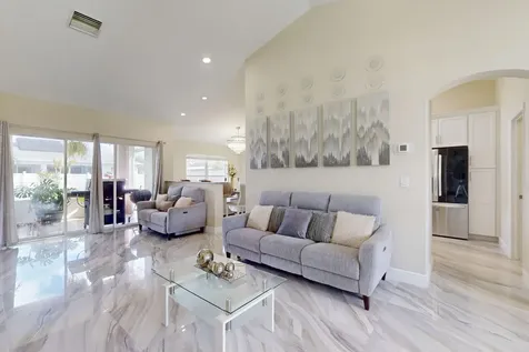 270 SW Parish Terrace Port St Lucie FL 34984