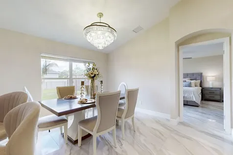 270 SW Parish Terrace Port St Lucie FL 34984