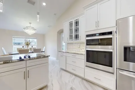 270 SW Parish Terrace Port St Lucie FL 34984