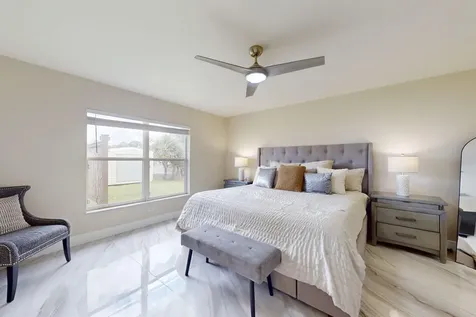 270 SW Parish Terrace Port St Lucie FL 34984