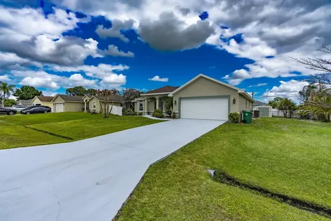 270 SW Parish Terrace Port St Lucie FL 34984