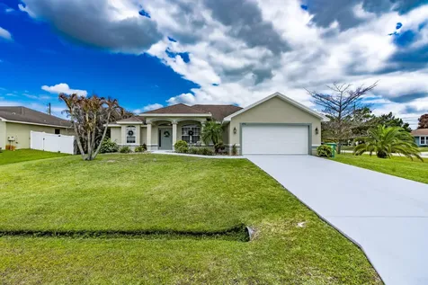 270 SW Parish Terrace Port St Lucie FL 34984