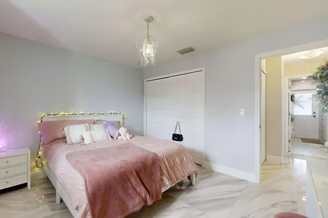 270 SW Parish Terrace Port St Lucie FL 34984