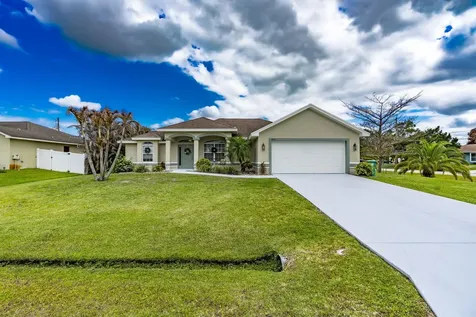 270 SW Parish Terrace Port St Lucie FL 34984